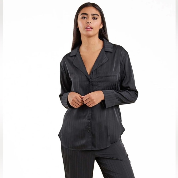 Nuuds Black Satin Pajama Set size large - Picture 2 of 7